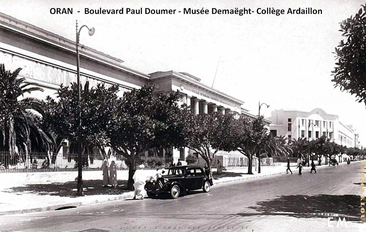 Oran - Boulevard Paul Doumer - Musee Demaeght et College Ardaillon.jpg